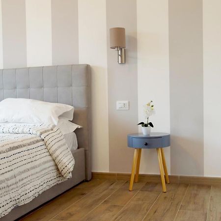 Minerva Rooms Pavia Kültér fotó