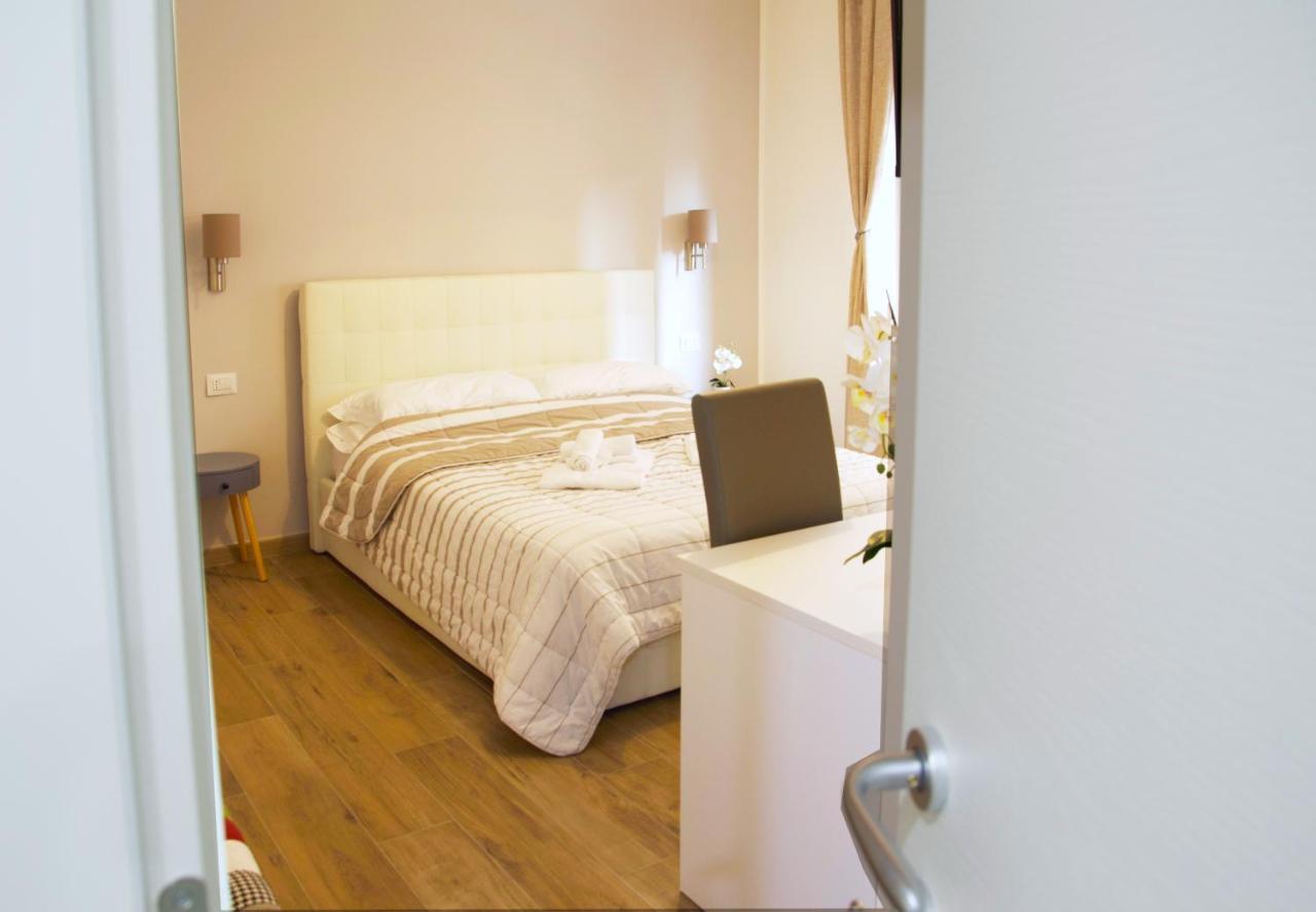Minerva Rooms Pavia Kültér fotó
