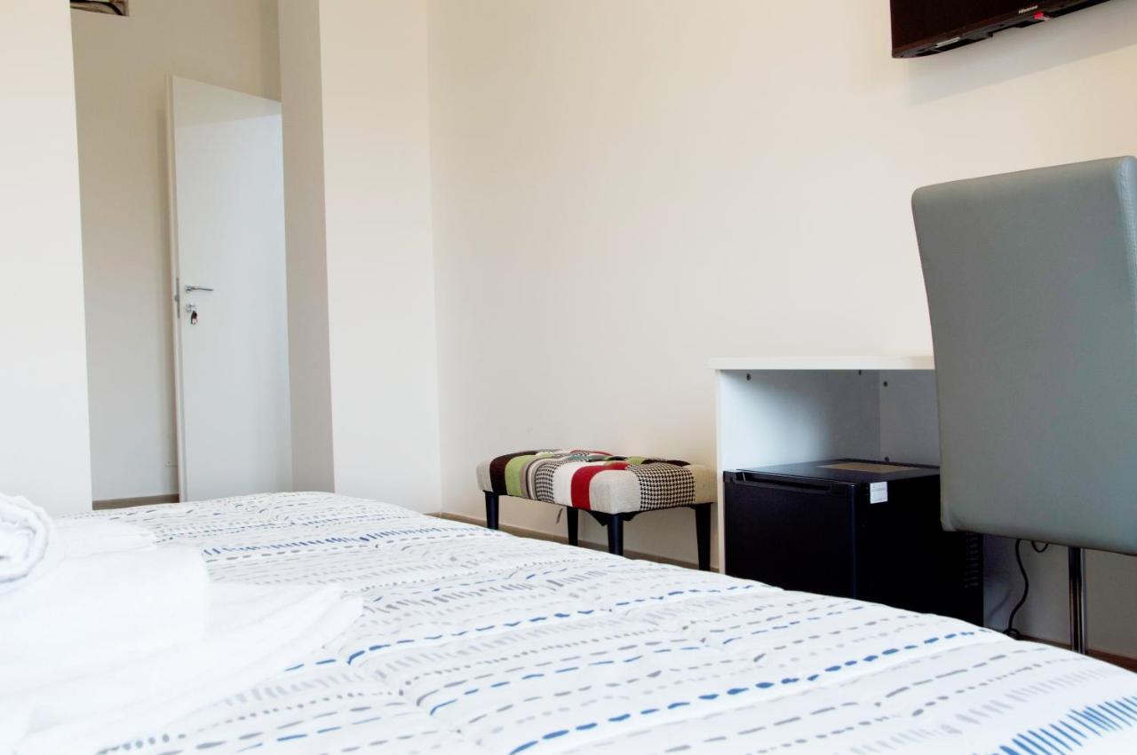 Minerva Rooms Pavia Kültér fotó