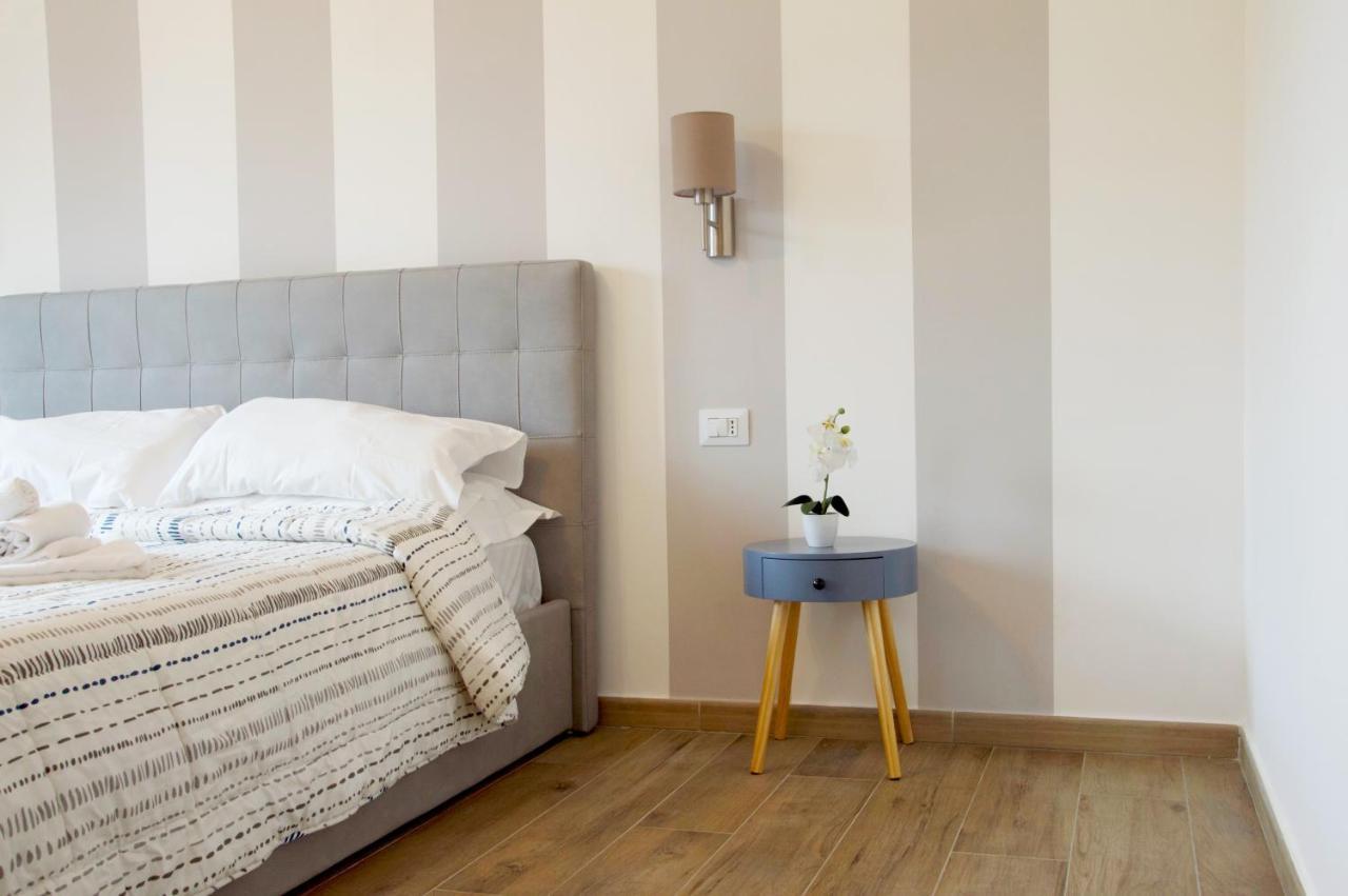 Minerva Rooms Pavia Kültér fotó
